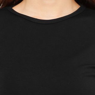 Áo thun croptop cách điệu hở vai tay dài màu đen