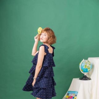 đầm tầng chấm bi