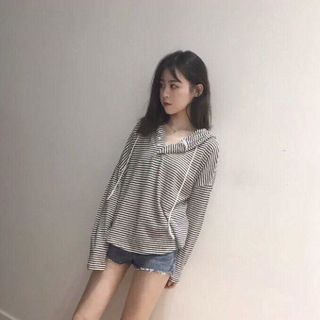 Áo Hoodie kẻ sọc