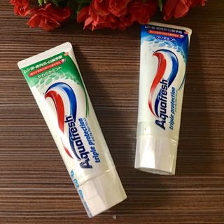 KEM ĐÁNH RĂNG AQUAFRESH NHẬT BẢN