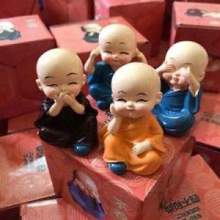 Tượng 4 Không