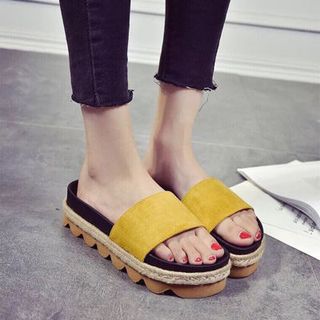 dép quai ngang nữ