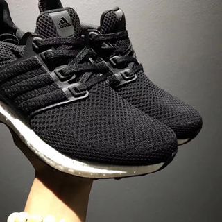 giày thể thao nam ultra 40 replica 11