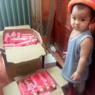 sữa tắm dâu tây