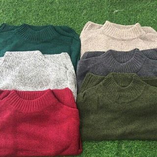 Áo len nhiều màu