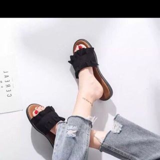 dép quai ngang bèo