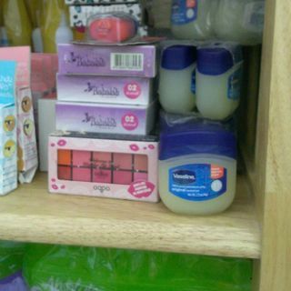 Vaseline - Mỹ