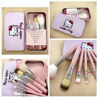 BỘ CỌ TRANG ĐIỂM HELLOKITTY 7 MÓN - NHẬT