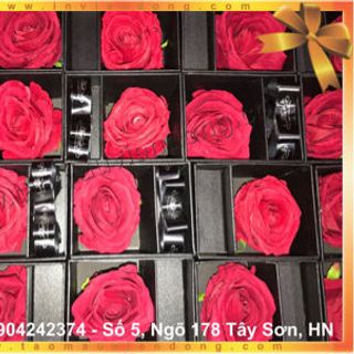 hộp quà tặng hoa hồng son môi