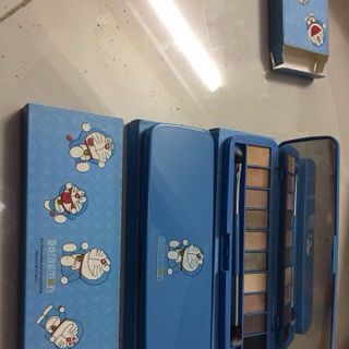 maù mắt doreamon