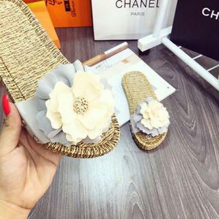 dép hoa đế cói
