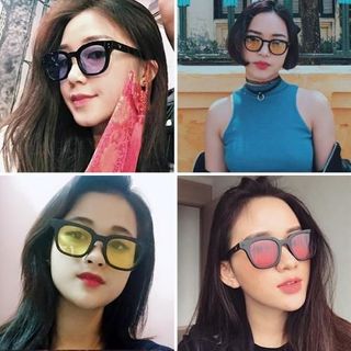 kính chữ v gọng nhỏ