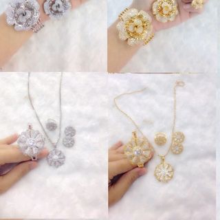 trang sức mạ vàng