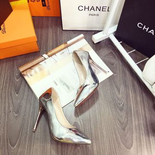 giày cao gót mũi nhọn