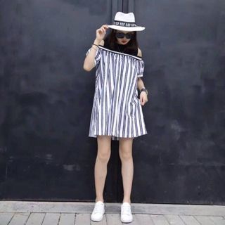 ĐẦM TRỄ VAI SỌC NÚT TRƯỚC