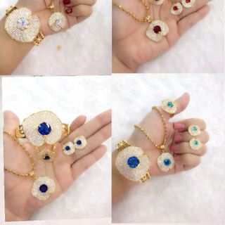 trang sức mạ vàng