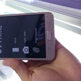 J9 prime đài loan