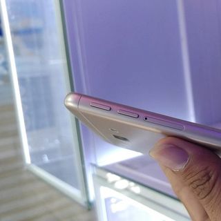 J9 prime đài loan