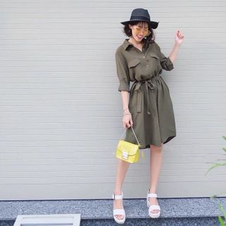 Đầm sơ mi cột eo