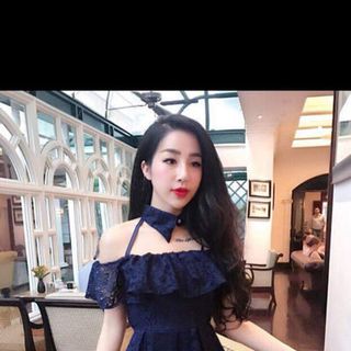 Đầm Ren Cổ Bẻ