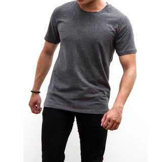 Áo thun cổ tròn Basic tee