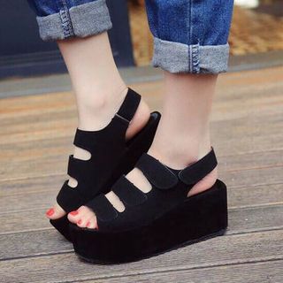 gia sandal xuồng cao câp