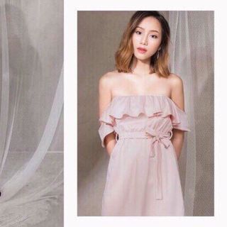 Đầm trễ vai nhún