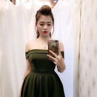 đầm trễ vai