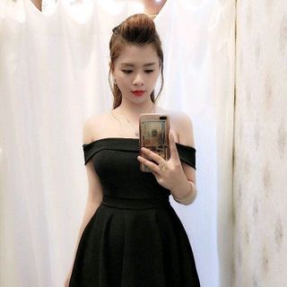 đầm trễ vai