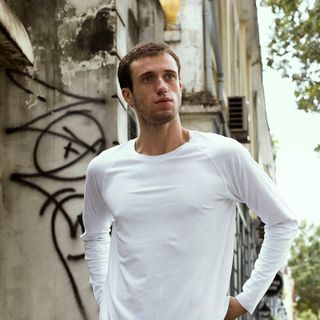 Áo thun cổ tròn dài tay Raglan Tee