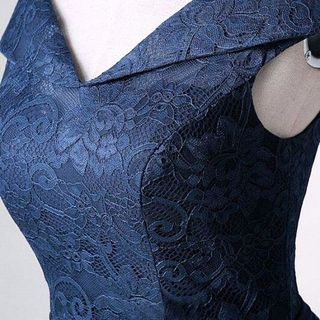 Đầm Xòe Ren Bẹt Vai