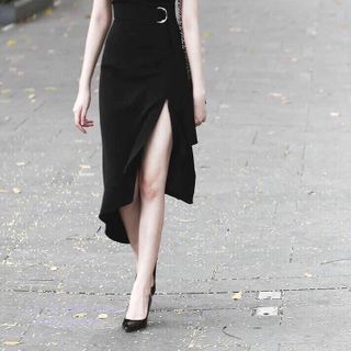 ĐẦM BODY XẺ ĐÙI