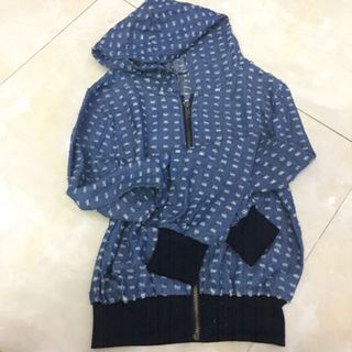Áo khoác jeans si