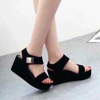 giay sandal xuồng cao câp giá sỉ
