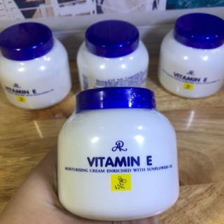 Kem dưỡng trắng body Vitamin E thái lan