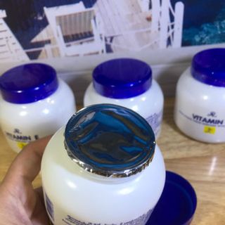 Kem dưỡng trắng body Vitamin E thái lan