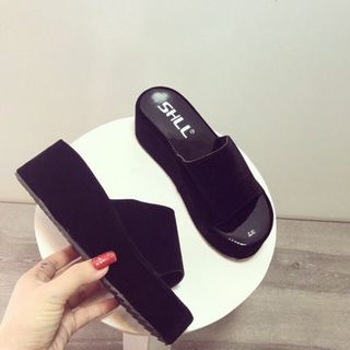 dép quai ngang cao câp