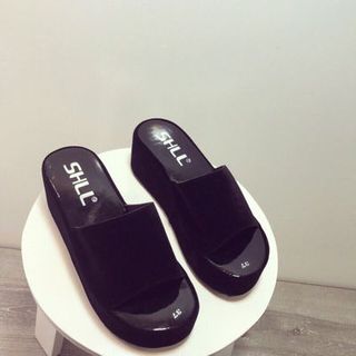 dép quai ngang cao câp