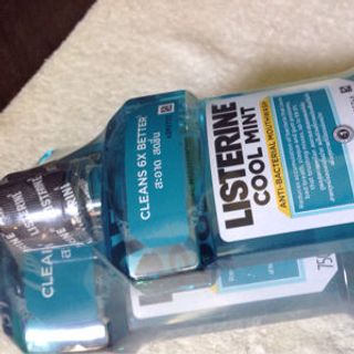 Nước xúc miệng Listerine hàng Thái