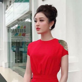 Đâm body đỏ ngắn tay phối kim sa 2091