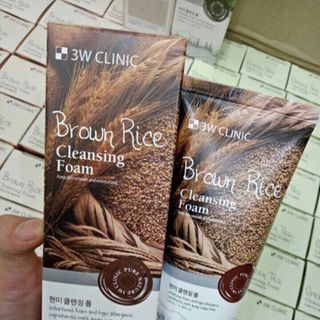 Sữa rửa mặt trà xanh/ gạo mẫu mới 3W clinic