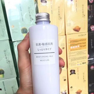 NƯỚC HOA HỒNG MUJI NHẬT BẢN