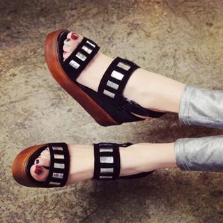 giày xuồng phụ kiện cao câp