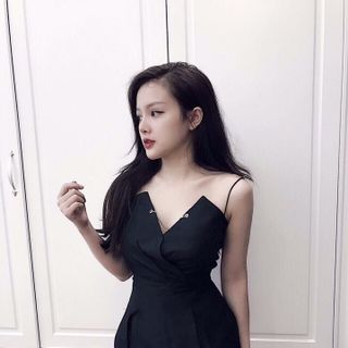 Jumsuit ngắn dây xích