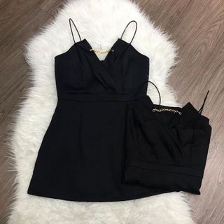Jumsuit ngắn dây xích