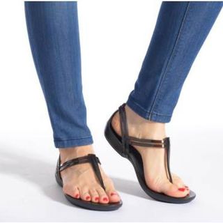 Sandal Crocs T Strap nữ