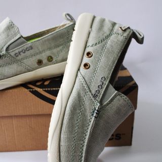 Giày Crocs Walu Chambray nam