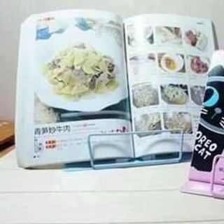 kẹp sách để bàn