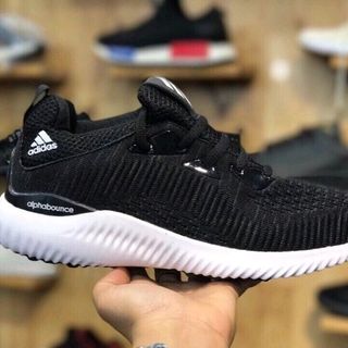 Giày thể thao Alphabouce