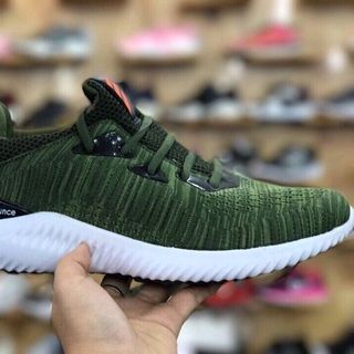 Giày thể thao Alphabouce